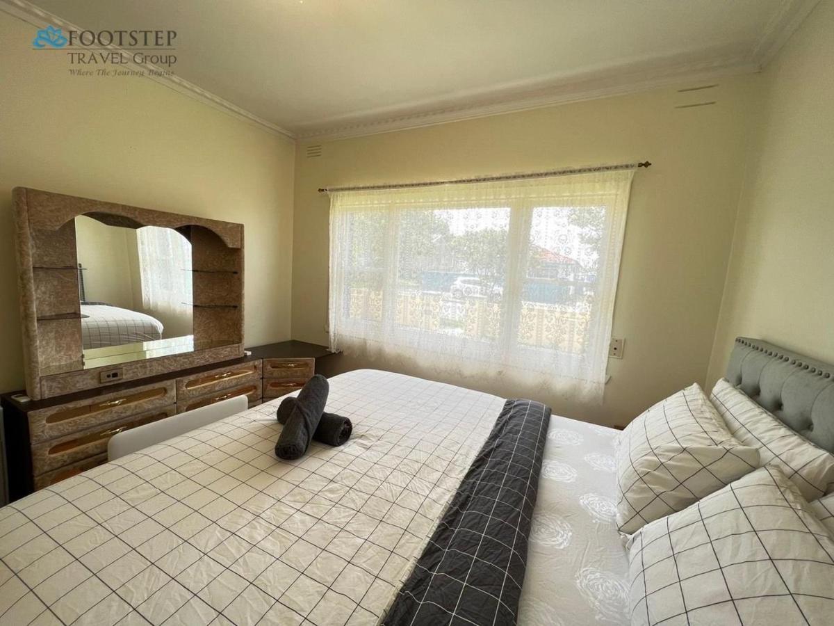 Cosy 4Br Home 15 Minutes Away From Melbourne Airport St Albans Bagian luar foto