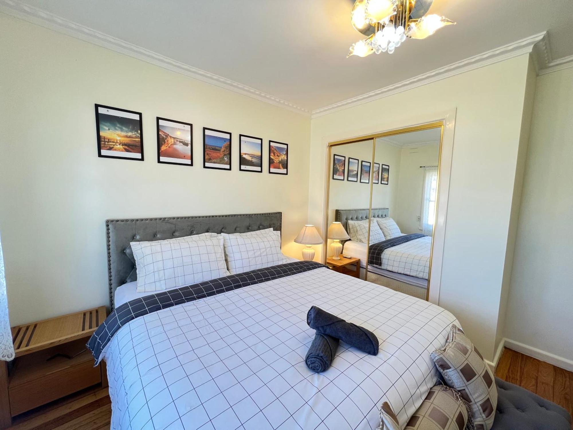 Cosy 4Br Home 15 Minutes Away From Melbourne Airport St Albans Bagian luar foto