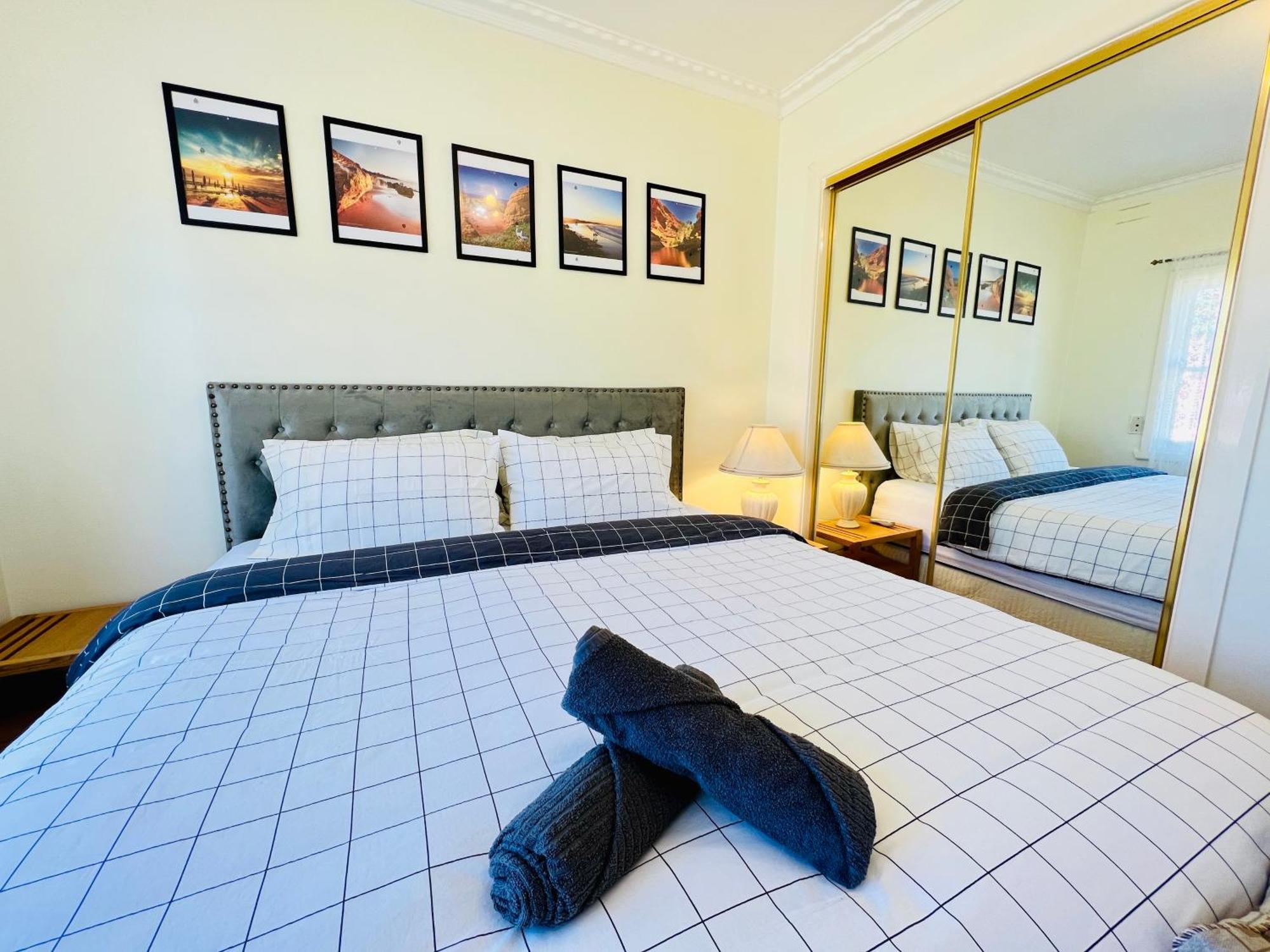 Cosy 4Br Home 15 Minutes Away From Melbourne Airport St Albans Bagian luar foto