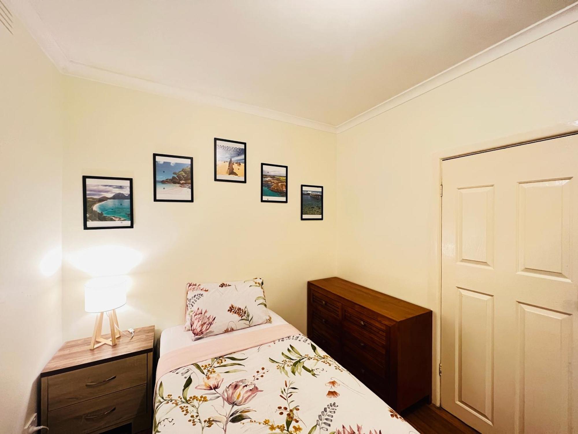 Cosy 4Br Home 15 Minutes Away From Melbourne Airport St Albans Bagian luar foto