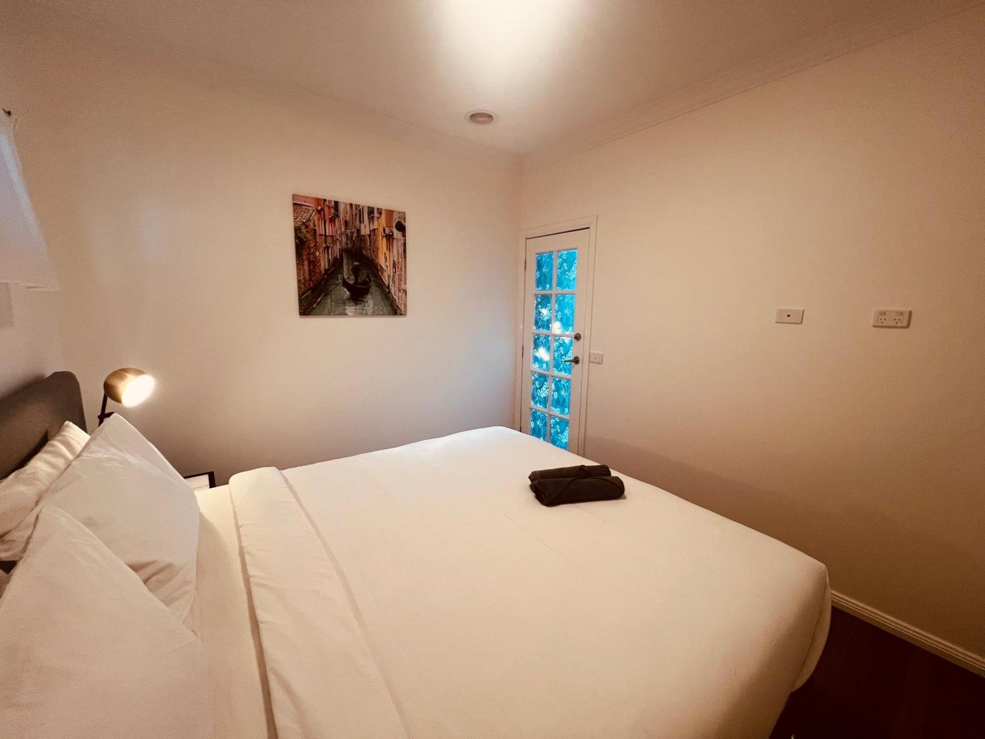 Cosy 4Br Home 15 Minutes Away From Melbourne Airport St Albans Bagian luar foto